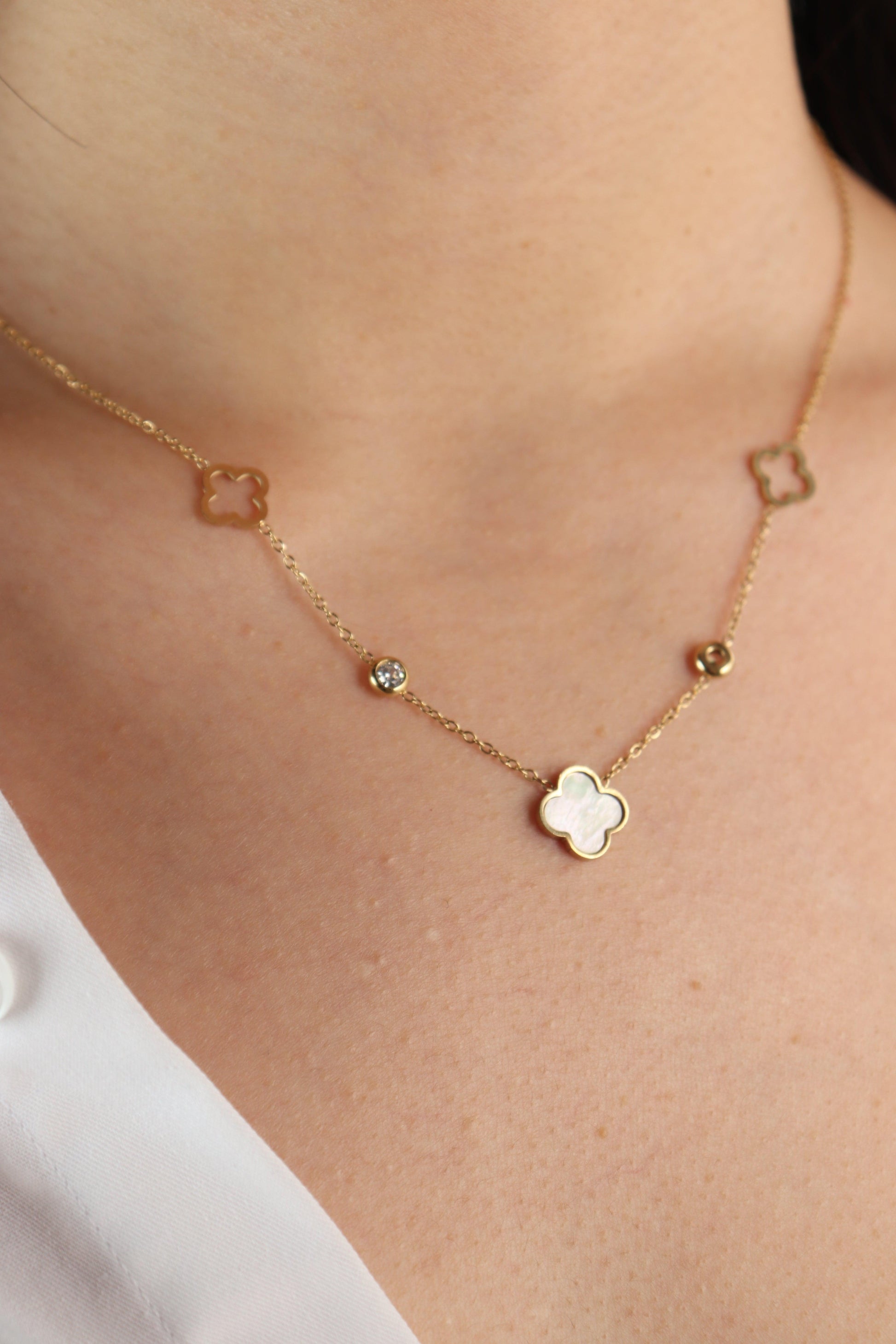 COLLIER FLORA - ACIER INOXYDABLE - Maison Rin