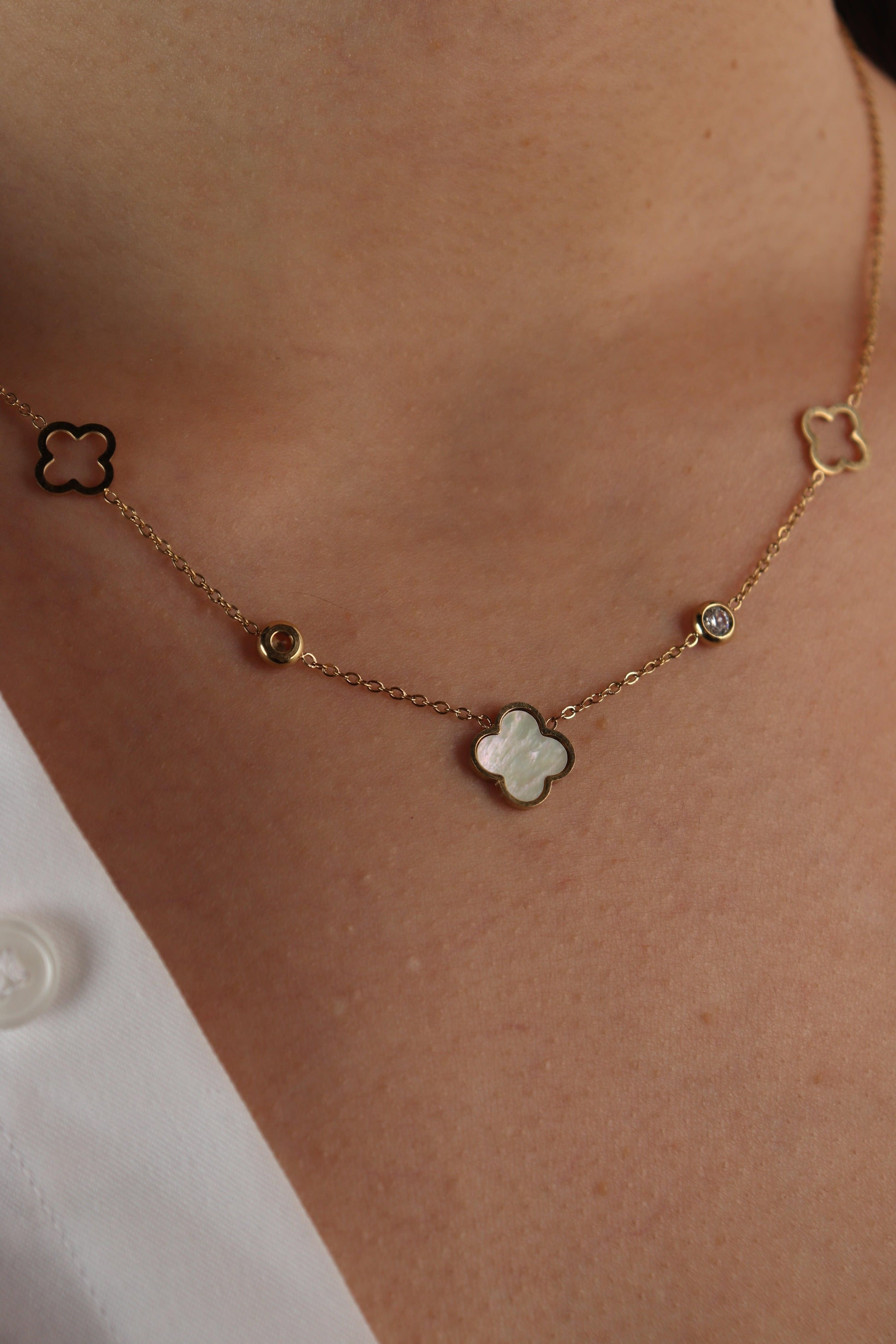 COLLIER FLORA - ACIER INOXYDABLE - Maison Rin